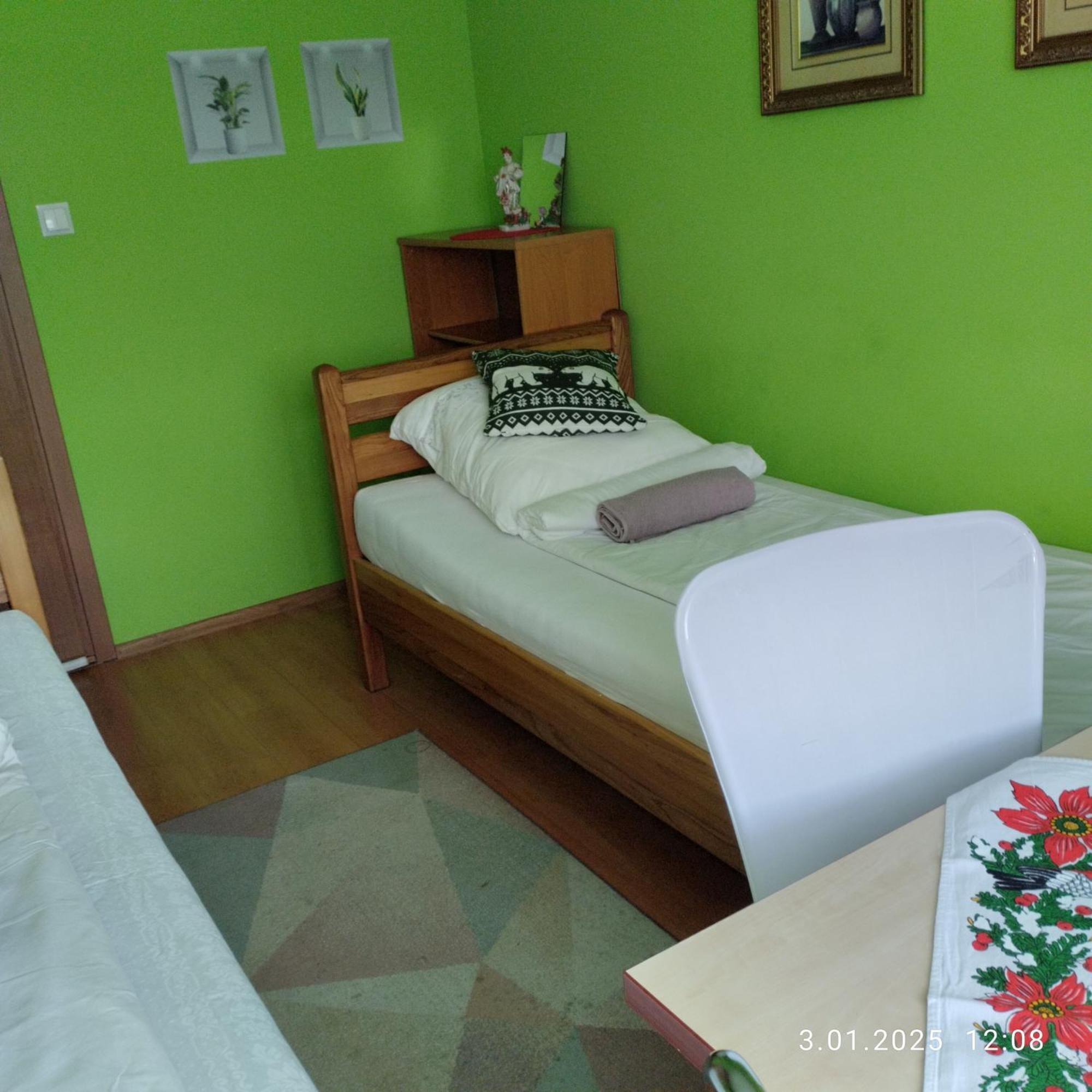 Homestay Strozowka Gorlice Eksteriør billede